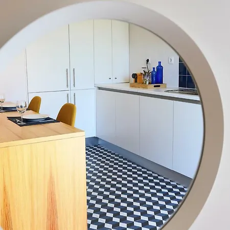 Canal 1 Apartment *