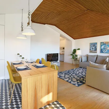 Canal 1 Apartment