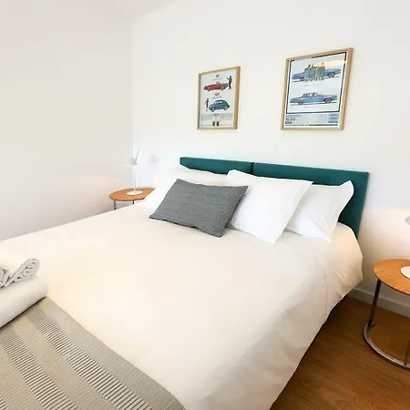 Apartment Canal 1 *